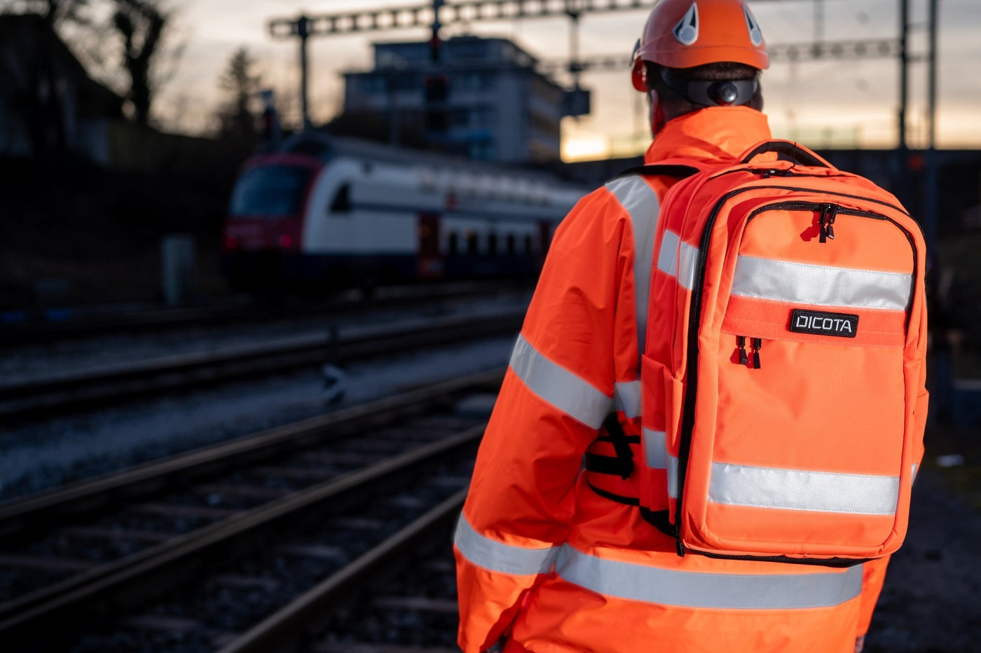 The Overlooked Gap in PPE: When the Backpack Covers Your Hi-Vis Clothing
